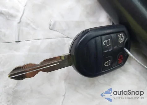 2014 Ford Mustang V6 z USA, uszkodzony, nr VIN 1ZVBP8AM8E5319898